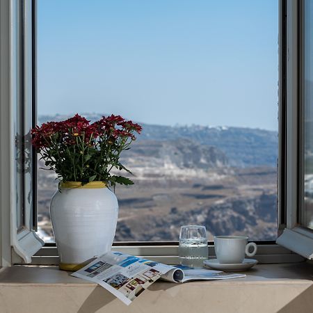 Mythical Blue Luxury Suites (Adults Only) Fira  Dış mekan fotoğraf