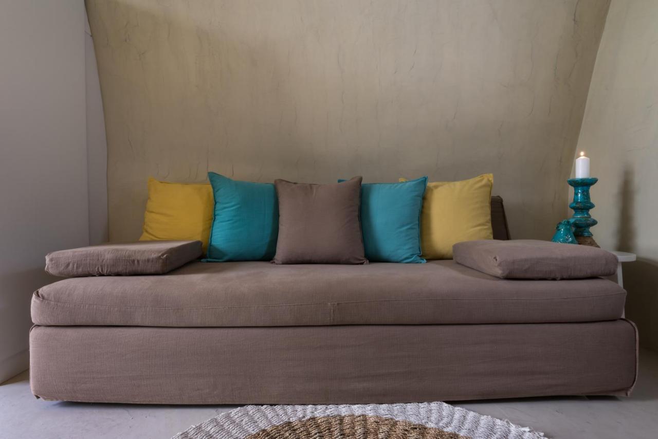 Mythical Blue Luxury Suites (Adults Only) Fira  Dış mekan fotoğraf