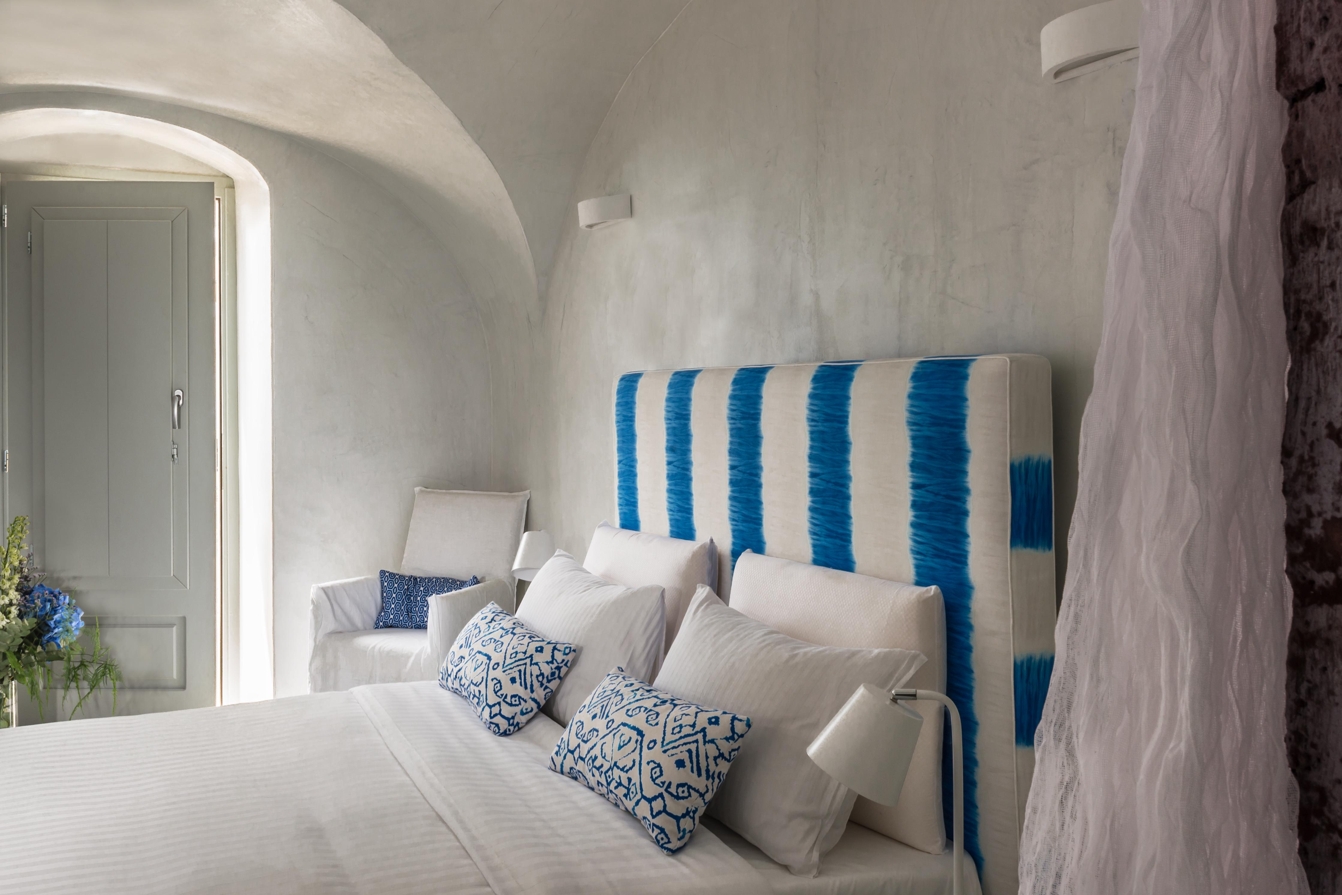 Mythical Blue Luxury Suites (Adults Only) Fira  Dış mekan fotoğraf