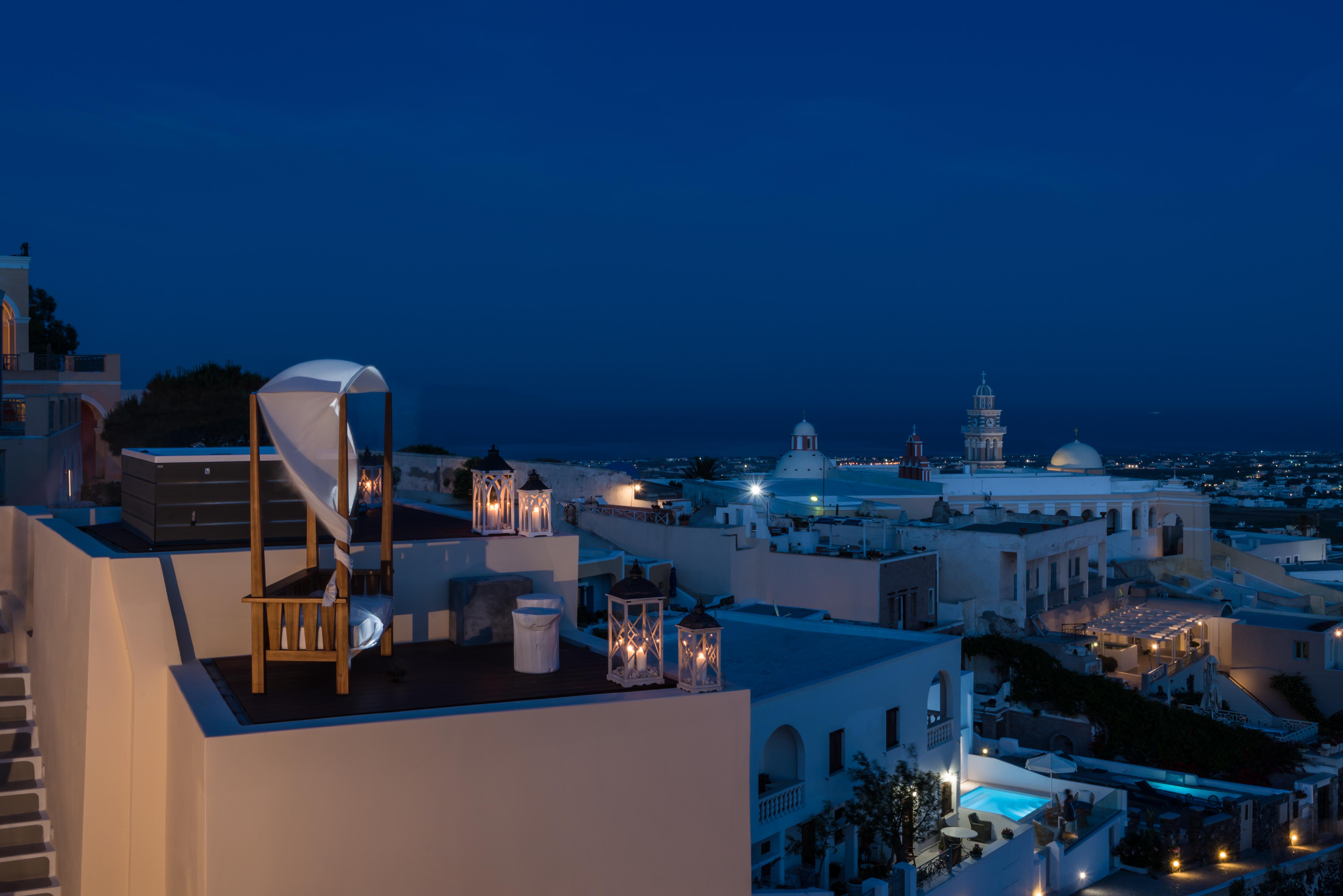 Mythical Blue Luxury Suites (Adults Only) Fira  Dış mekan fotoğraf