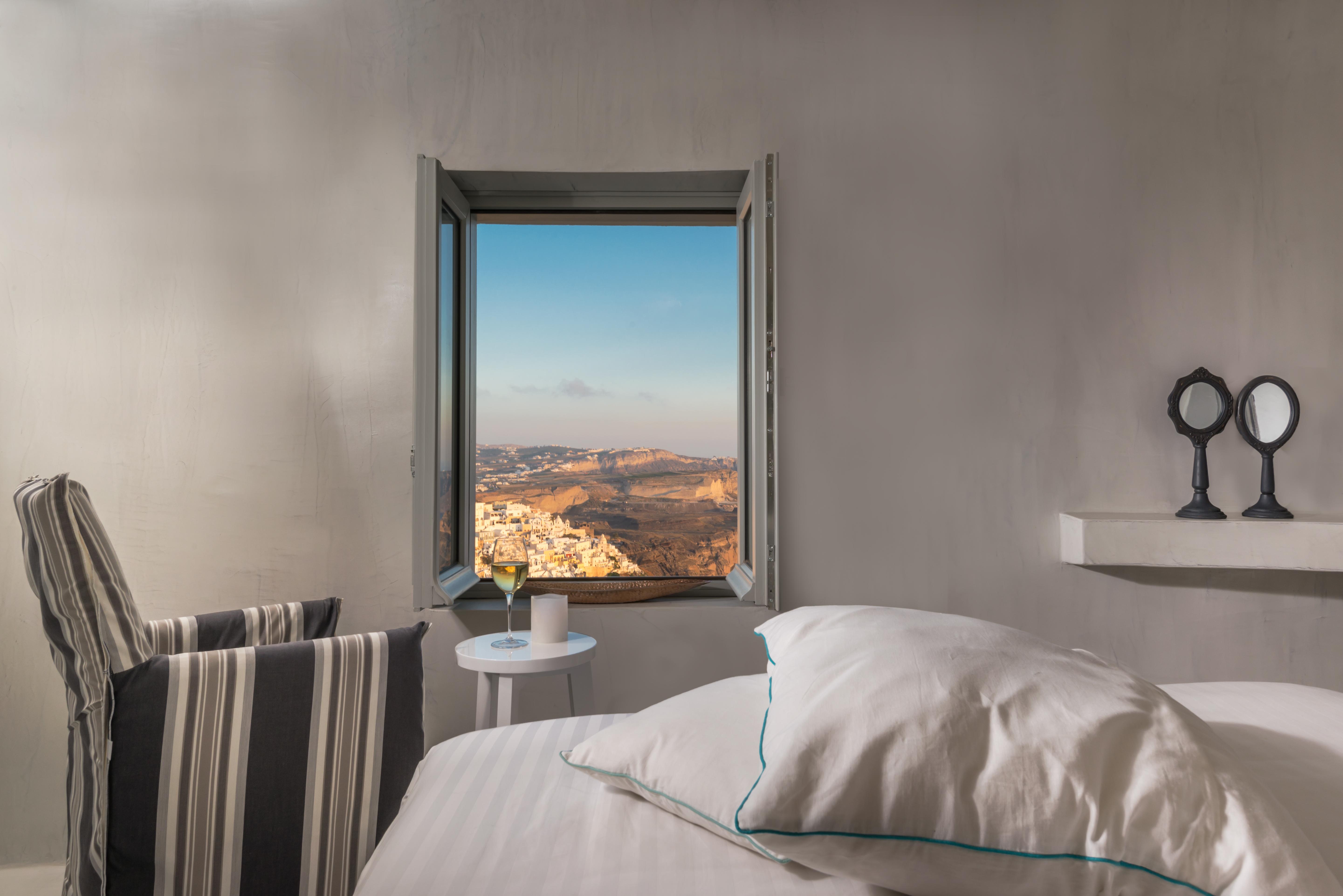 Mythical Blue Luxury Suites (Adults Only) Fira  Dış mekan fotoğraf