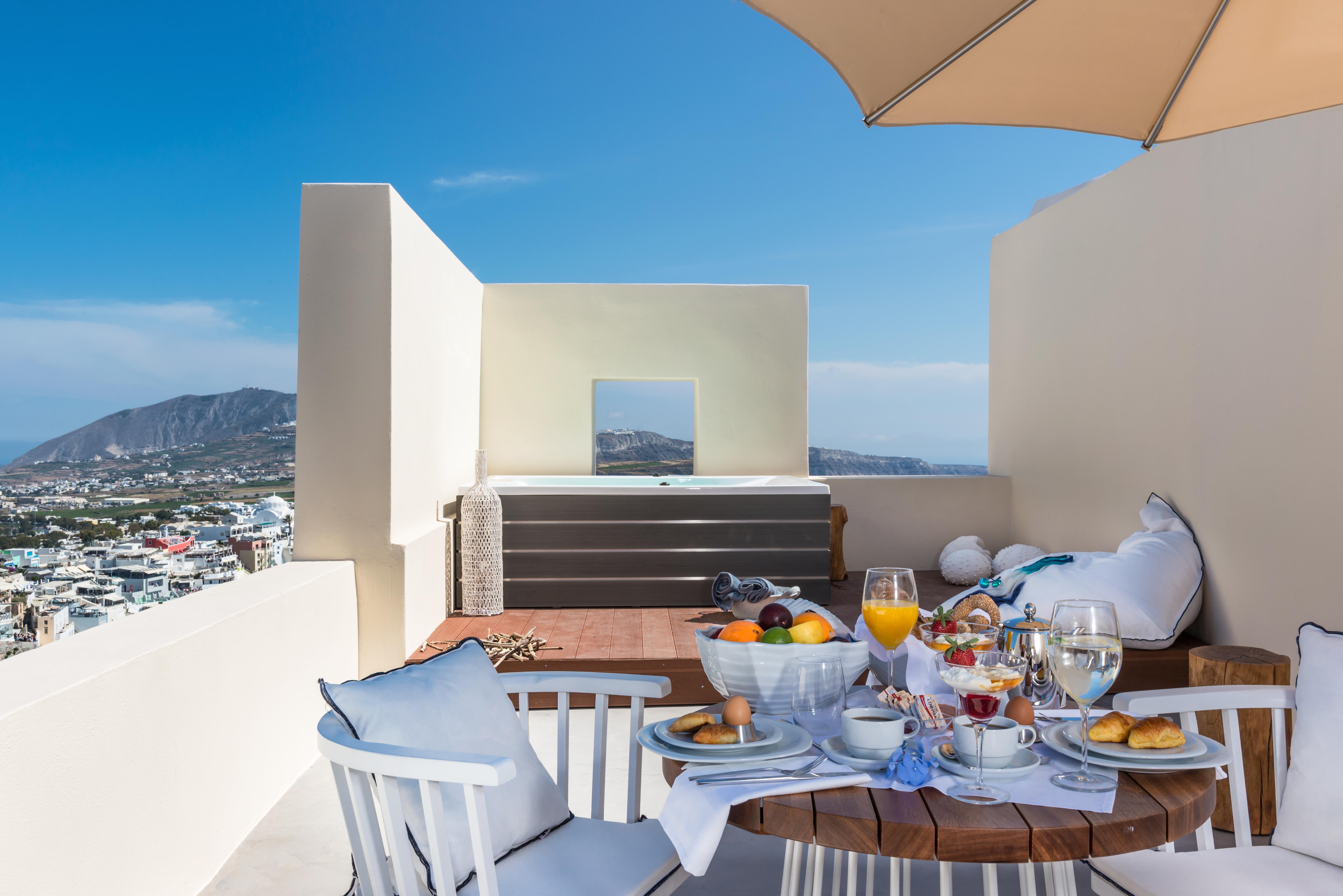 Mythical Blue Luxury Suites (Adults Only) Fira  Dış mekan fotoğraf